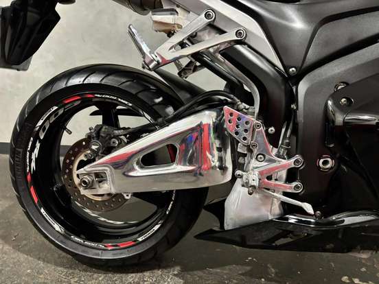 HONDA-CBR 600RR HONDA-CBR 600RR-2012