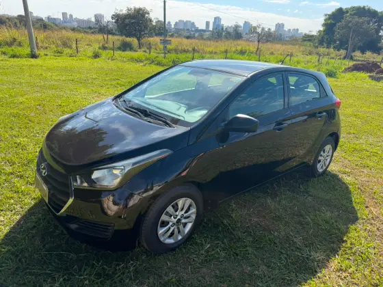 HYUNDAI HB20 1.0 COMFORT 12V FLEX 4P MANUAL HYUNDAI HB20 1.0 COMFORT 12V FLEX 4P MANUAL