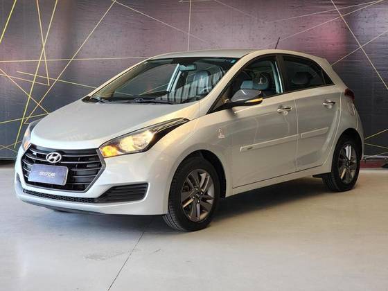HYUNDAI HB20 1.0 COMFORT 12V FLEX 4P MANUAL