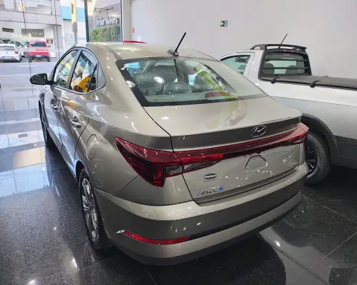 HYUNDAI-HB20S-2025