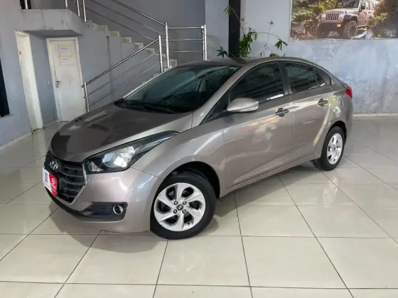 HYUNDAI HB20S 1.6 COMFORT PLUS 16V FLEX 4P MANUAL HYUNDAI HB20S 1.6 COMFORT PLUS 16V FLEX 4P MANUAL