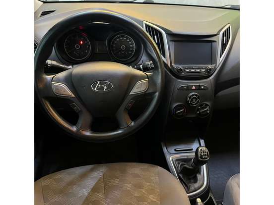 HYUNDAI-HB20S-2018