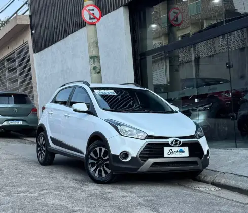 HYUNDAI HB20X 1.6 16V STYLE FLEX 4P MANUAL HYUNDAI HB20X 1.6 16V STYLE FLEX 4P MANUAL
