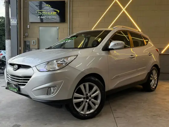 HYUNDAI IX35 2.0 MPI 4X2 16V GASOLINA 4P AUTOMÁTICO HYUNDAI IX35 2.0 MPI 4X2 16V GASOLINA 4P AUTOMÁTICO