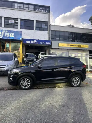 HYUNDAI TUCSON 1.6 16V T-GDI GASOLINA GLS ECOSHIFT HYUNDAI TUCSON 1.6 16V T-GDI GASOLINA GLS ECOSHIFT