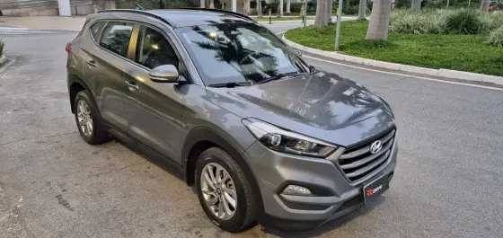 HYUNDAI TUCSON 1.6 16V T-GDI GASOLINA GLS ECOSHIFT HYUNDAI TUCSON 1.6 16V T-GDI GASOLINA GLS ECOSHIFT