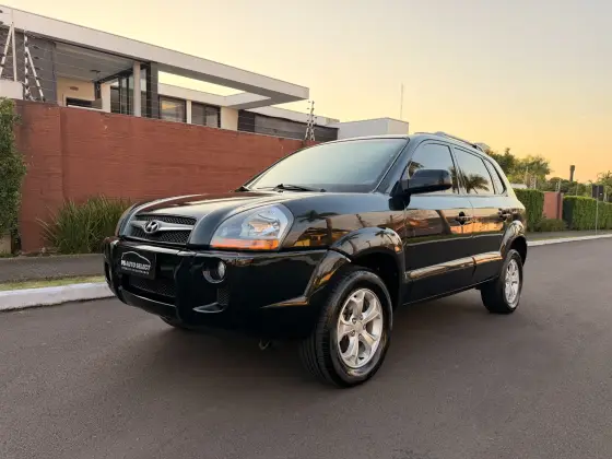 HYUNDAI TUCSON 2.0 MPFI GL 16V 142CV 2WD GASOLINA 4P MANUAL HYUNDAI TUCSON 2.0 MPFI GL 16V 142CV 2WD GASOLINA 4P MANUAL