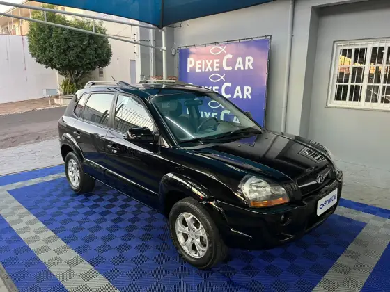 HYUNDAI TUCSON 2.0 MPFI GLS 16V 143CV 2WD FLEX 4P AUTOMÁTICO HYUNDAI TUCSON 2.0 MPFI GLS 16V 143CV 2WD FLEX 4P AUTOMÁTICO