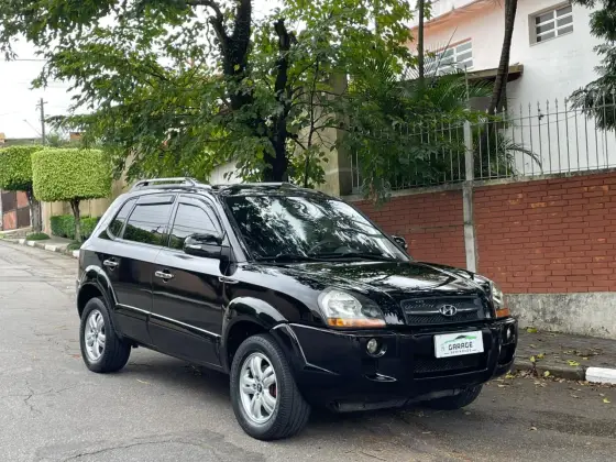 HYUNDAI TUCSON 2.0 MPFI GLS 16V 143CV 2WD GASOLINA 4P AUTOMÁTICO HYUNDAI TUCSON 2.0 MPFI GLS 16V 143CV 2WD GASOLINA 4P AUTOMÁTICO