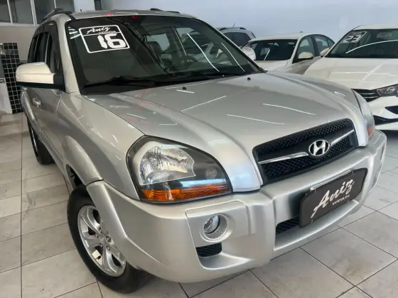 HYUNDAI TUCSON 2.0 MPFI GLS BASE 16V 143CV 2WD FLEX 4P AUTOMÁTICO