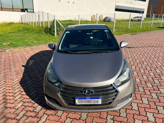 HYUNDAI HB20 1.0 COMFORT 12V FLEX 4P MANUAL