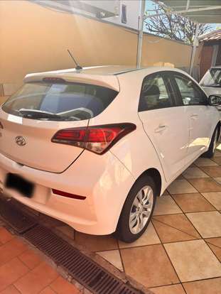 HYUNDAI-HB20-2017