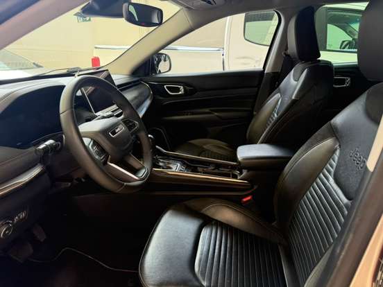 JEEP-COMMANDER-2023