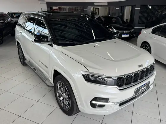 JEEP COMMANDER 2.0 TD380 TURBO DIESEL OVERLAND AT9 JEEP COMMANDER 2.0 TD380 TURBO DIESEL OVERLAND AT9