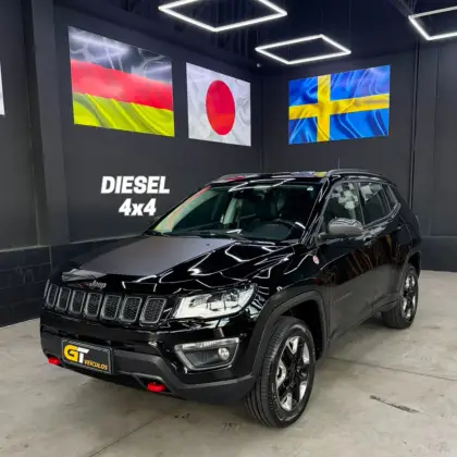 JEEP COMPASS 2.0 16V DIESEL TRAILHAWK 4X4 AUTOMÁTICO JEEP COMPASS 2.0 16V DIESEL TRAILHAWK 4X4 AUTOMÁTICO
