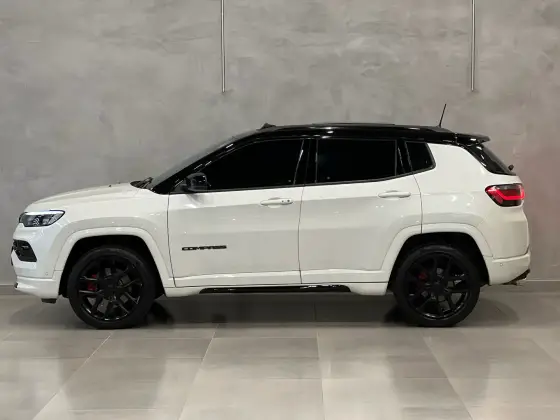 JEEP COMPASS 2.0 HURRICANE 4 TURBO GASOLINA BLACKHAWK AT9 JEEP COMPASS 2.0 HURRICANE 4 TURBO GASOLINA BLACKHAWK AT9