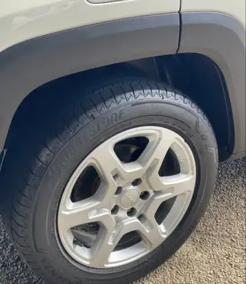 JEEP-RENEGADE-2024
