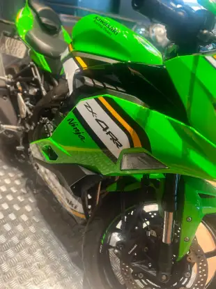 KAWASAKI-NINJA ZX-4RR KAWASAKI-NINJA ZX-4RR-2025