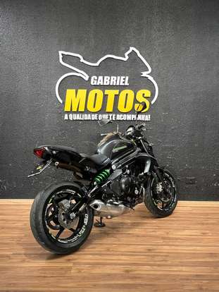 KAWASAKI-ER-6N-2016