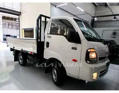 KIA BONGO 2.5 TD DIESEL STD CS 4x4 MANUAL KIA BONGO 2.5 TD DIESEL STD CS 4x4 MANUAL