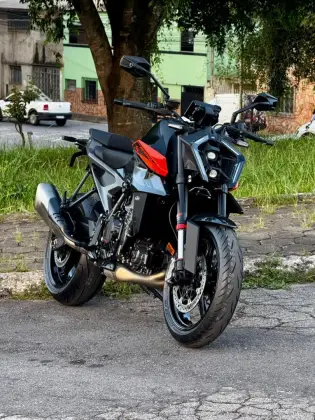 KTM 990 DUKE 