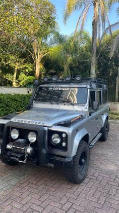 LAND ROVER DEFENDER 2.4 110 SW 4X4 TURBO DIESEL 4P MANUAL
