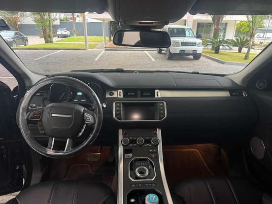 LAND ROVER-RANGE ROVER EVOQUE-2.0 SE 4WD 16V FLEX 4P AUTOMÁTICO LAND ROVER-RANGE ROVER EVOQUE-2018