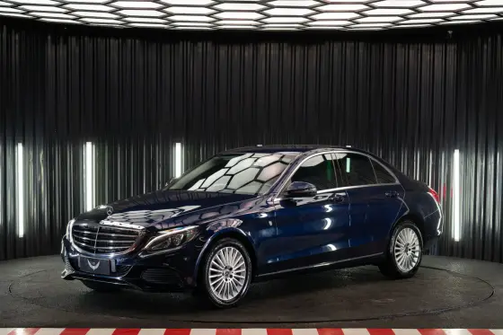 MERCEDES-BENZ C 180 1.6 CGI FLEX EXCLUSIVE 9G-TRONIC MERCEDES-BENZ C 180 1.6 CGI FLEX EXCLUSIVE 9G-TRONIC