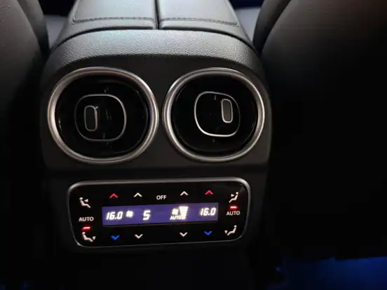 MERCEDES-BENZ-C 300-2.0 EQ BOOST HÍBRIDO AMG LINE 9G-TRONIC MERCEDES-BENZ-C 300-2022