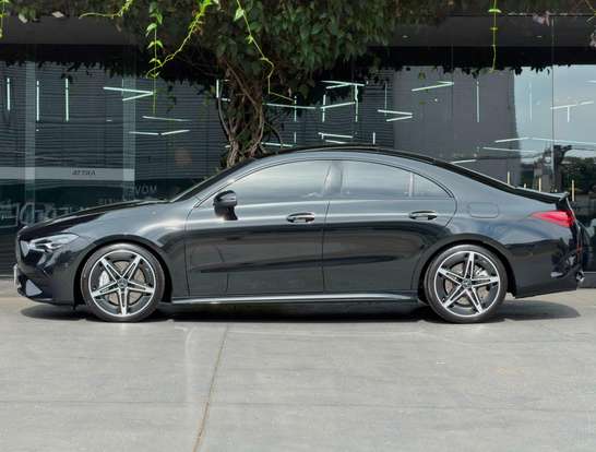MERCEDES-BENZ-CLA 35 AMG-2025