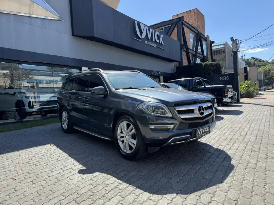 MERCEDES-BENZ GL 350 3.0 BLUETEC SPORT 4X4 V6 DIESEL 4P AUTOMÁTICO MERCEDES-BENZ GL 350 3.0 BLUETEC SPORT 4X4 V6 DIESEL 4P AUTOMÁTICO