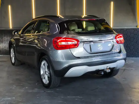 MERCEDES-BENZ-GLA 200-1.6 CGI FLEX STYLE 7G-DCT MERCEDES-BENZ-GLA 200-2018