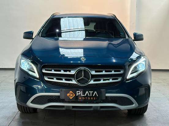 MERCEDES-BENZ-GLA 200-2019