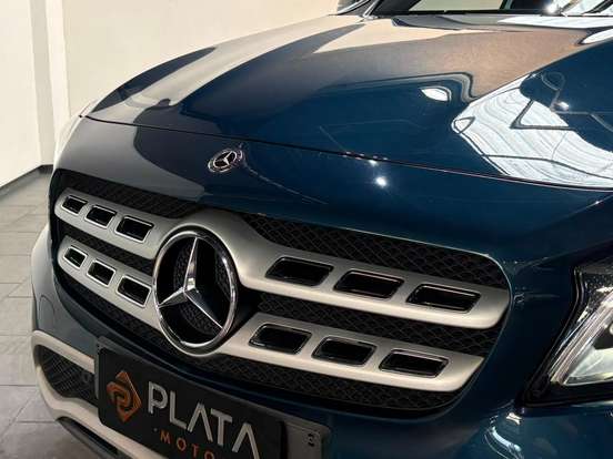MERCEDES-BENZ-GLA 200-2019