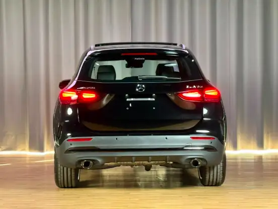 MERCEDES-BENZ-GLA 35 AMG-2025