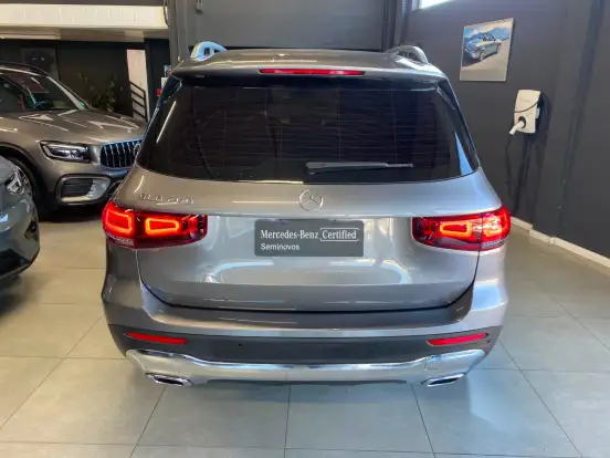 MERCEDES-BENZ-GLB 200-2021