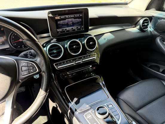 MERCEDES-BENZ-GLC 250-2016