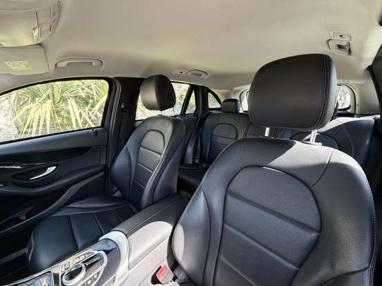 MERCEDES-BENZ-GLC 250-2016