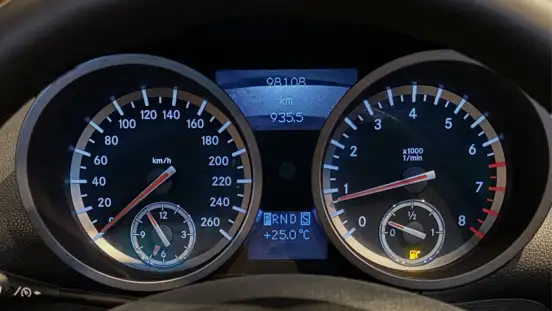 MERCEDES-BENZ-SLK 200-2009