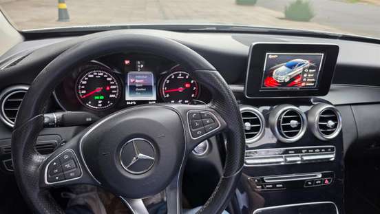 MERCEDES-BENZ-C 180-2017