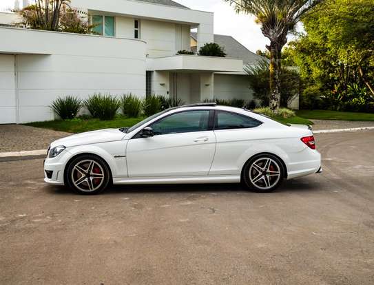 MERCEDES-BENZ-C 63 AMG-2013