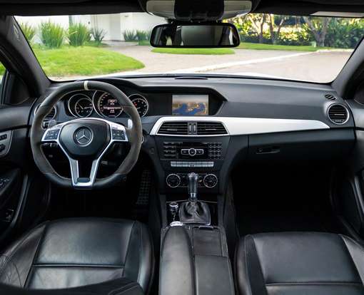 MERCEDES-BENZ-C 63 AMG-2013