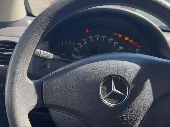 MERCEDES-BENZ-CLASSE A-1.9 190 ELEGANCE GASOLINA 4P AUTOMÁTICO MERCEDES-BENZ-CLASSE A-2005