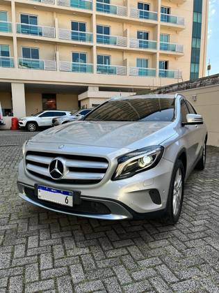 MERCEDES-BENZ GLA 200 1.6 CGI ADVANCE 16V TURBO FLEX 4P AUTOMÁTICO