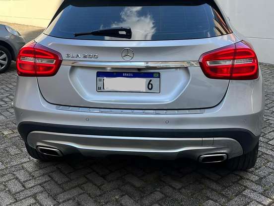 MERCEDES-BENZ-GLA 200-1.6 CGI ADVANCE 16V TURBO FLEX 4P AUTOMÁTICO MERCEDES-BENZ-GLA 200-2016