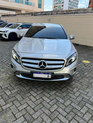 MERCEDES-BENZ-GLA 200-2016