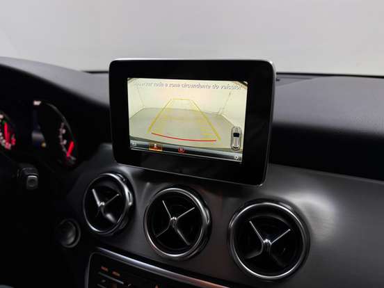 MERCEDES-BENZ-GLA 200-1.6 CGI FLEX ADVANCE 7G-DCT MERCEDES-BENZ-GLA 200-2018