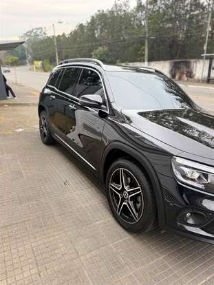 MERCEDES-BENZ-GLB 200-2021