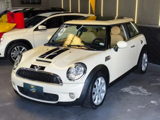 MINI COOPER 1.6 S JOHN COOPER WORKS 16V TURBO GASOLINA 2P AUTOMATICO MINI COOPER 1.6 S JOHN COOPER WORKS 16V TURBO GASOLINA 2P AUTOMATICO