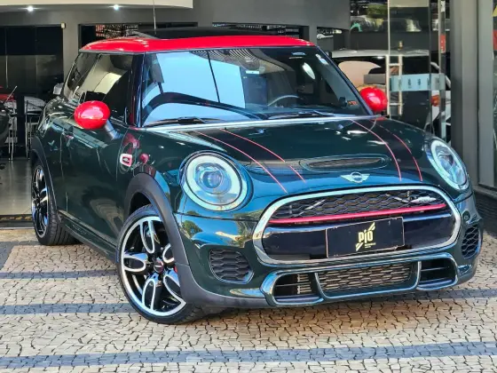 MINI COOPER 2.0 JOHN COOPER WORKS 16V TURBO GASOLINA 2P AUTOMATICO MINI COOPER 2.0 JOHN COOPER WORKS 16V TURBO GASOLINA 2P AUTOMATICO